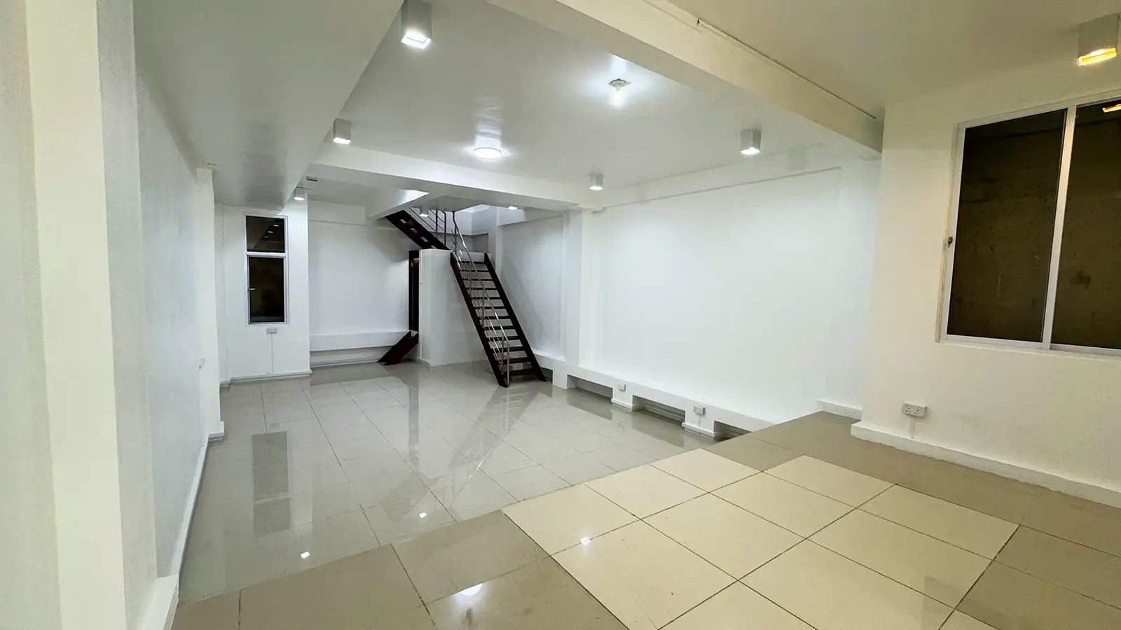 Commercial Space for Rent (ML 306) — Koaru Kendi Magu