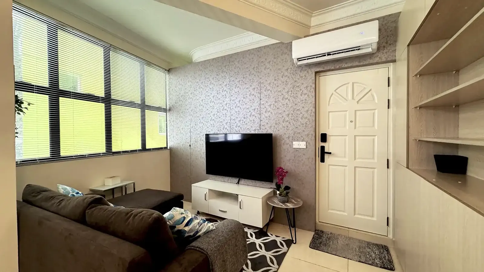 Fully Furnished 1 BR for Rent (ML 339) — Nooree Goalhi
