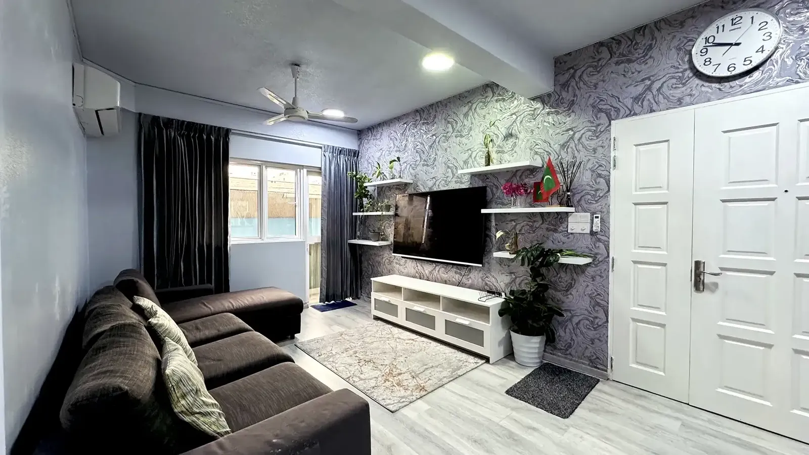 Fully Furnished 3 BR for Rent (ML 340) — Fw Rehendhi Flat 1