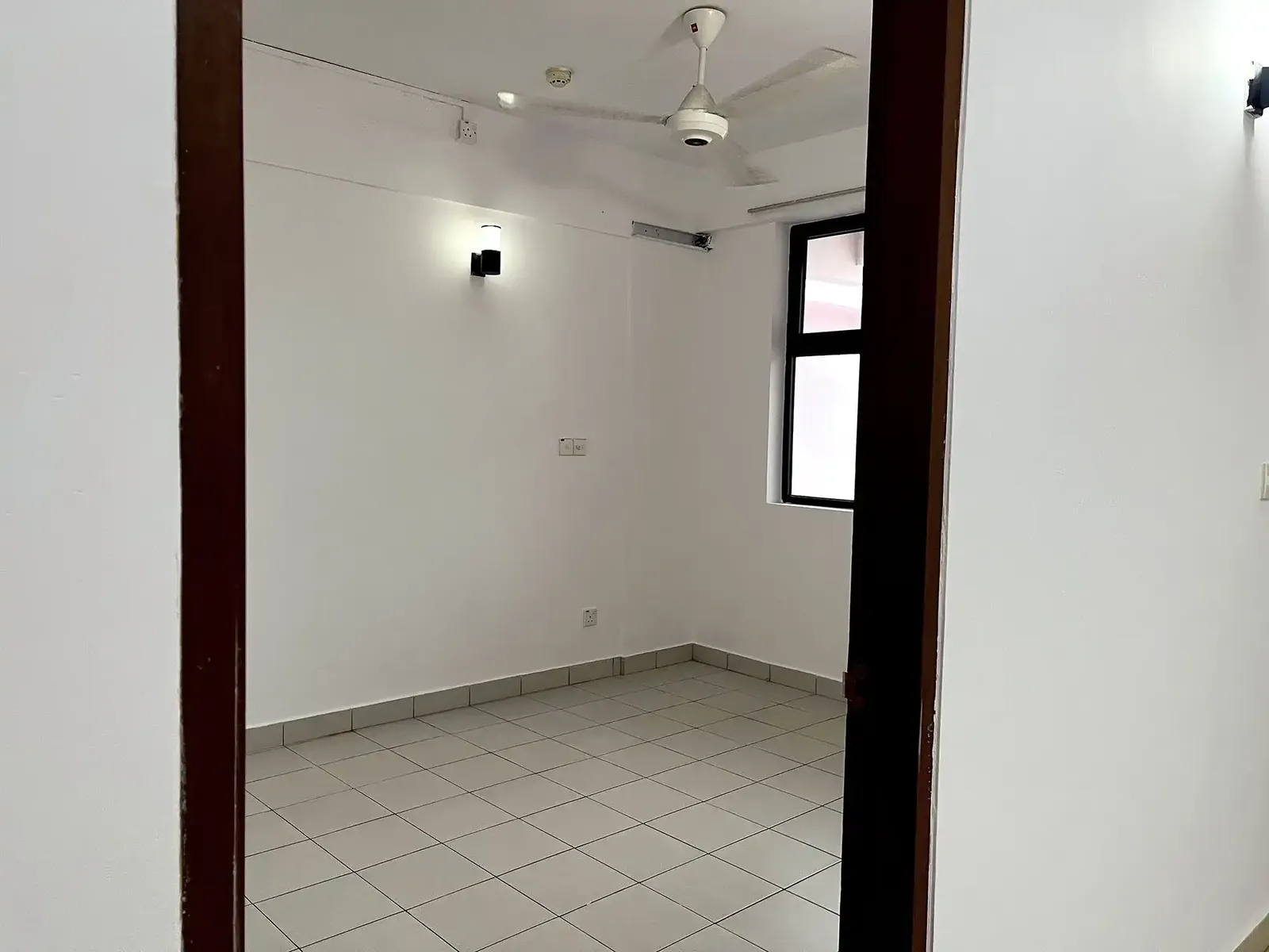 Unfurnished 3 BR for Rent (ML 341) — Gaakoshi