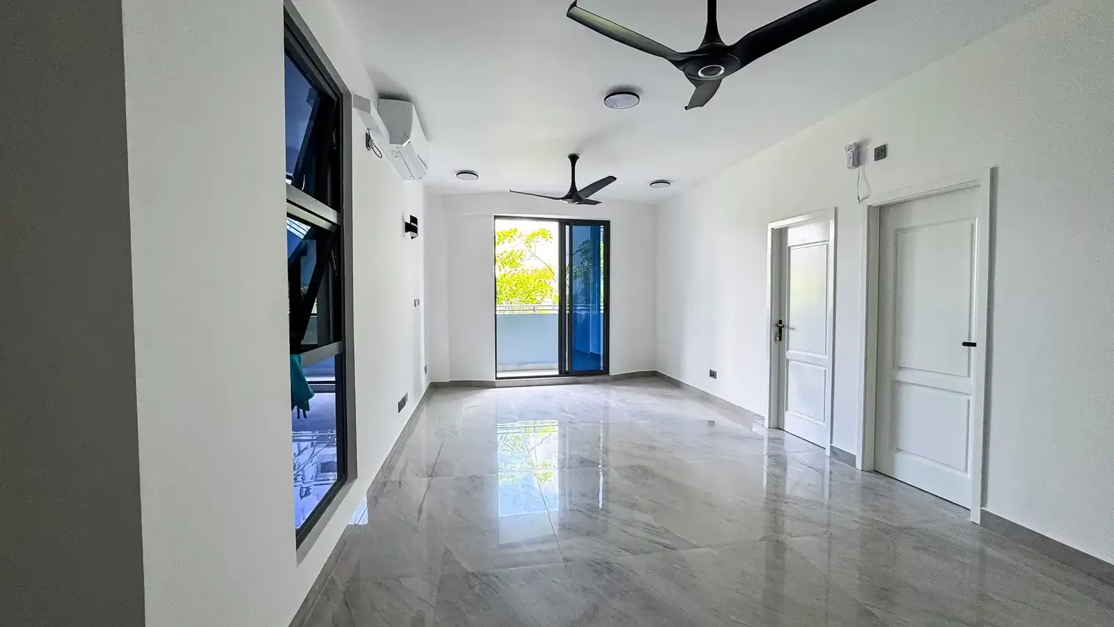 Unfurnished 2+1 BR for Rent (ML 357) — Majeedhee Magu