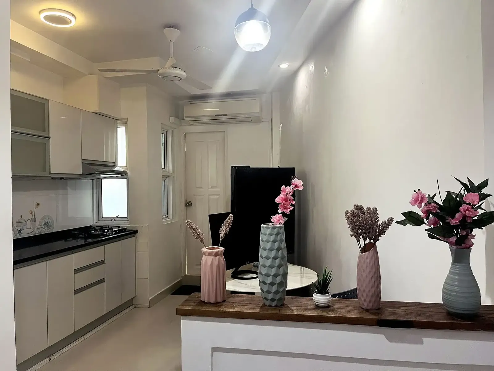 Semi Furnished 1+1 BR for Rent (ML 352) — Handhuvarudhey Goalhi