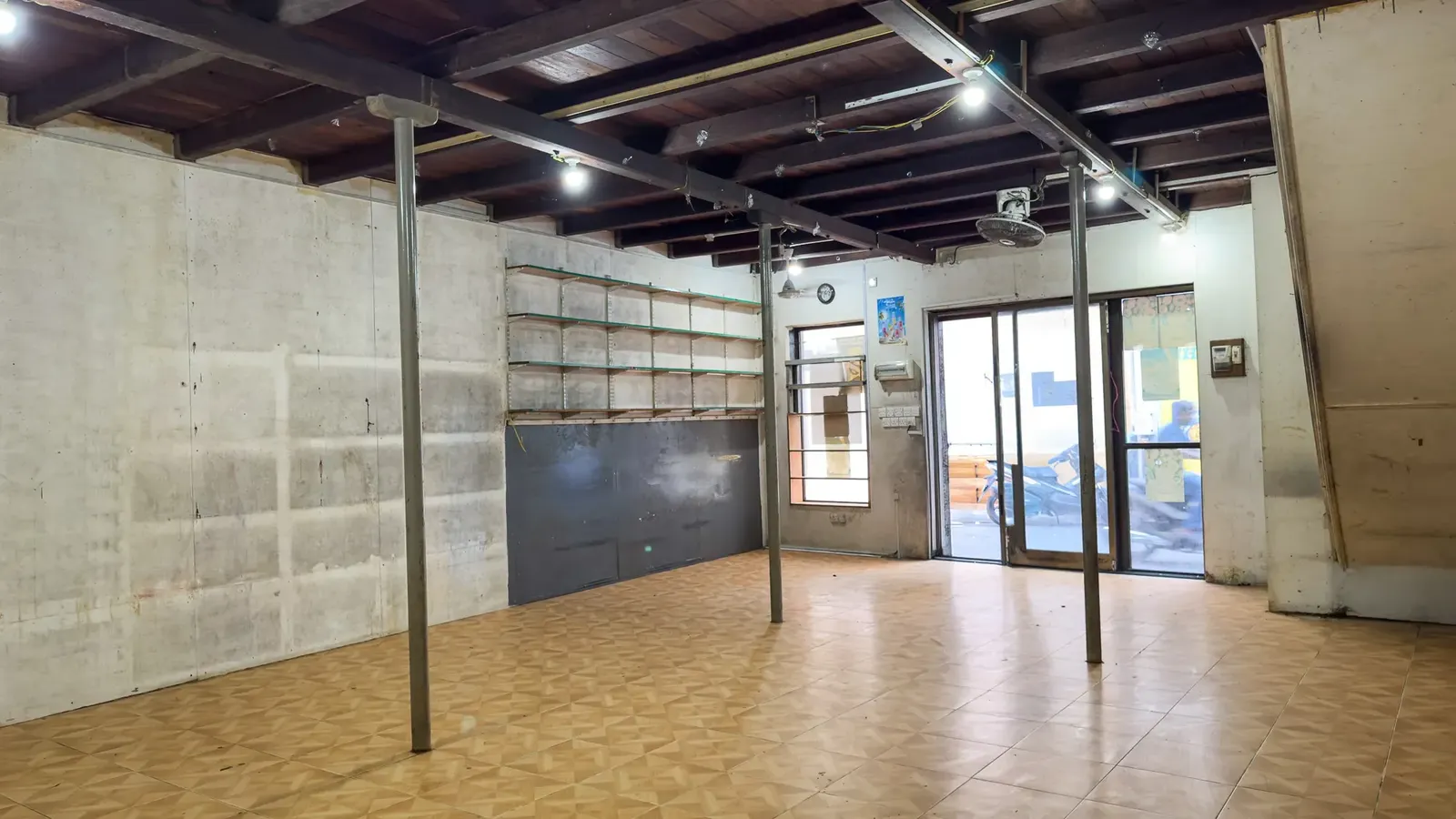 Commercial Space for Rent (ML 371) — Moosa Ibrahim Didi Goalhi