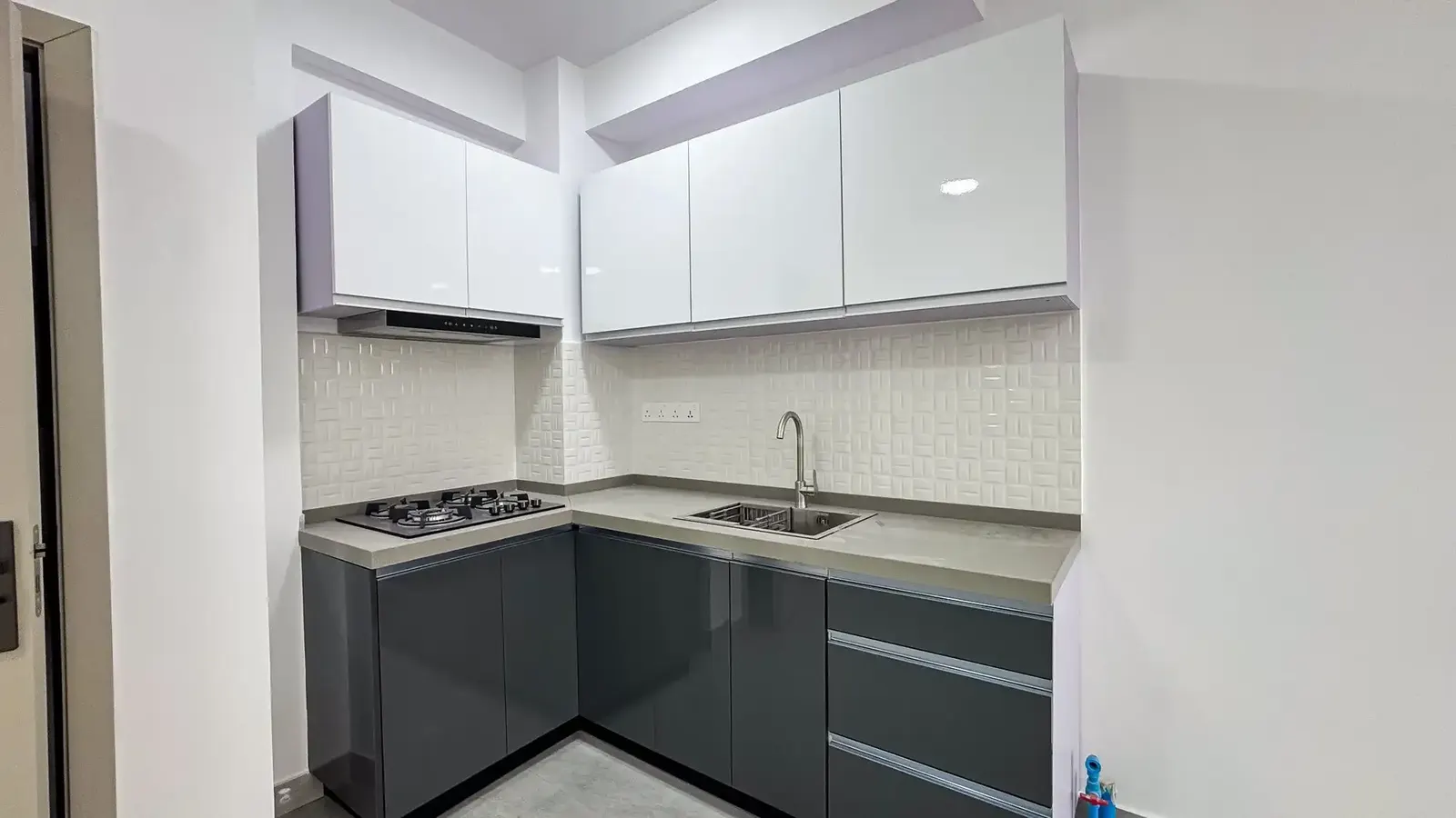 Unfurnished 3 BR for Rent (ML 380) — Violet Goalhi