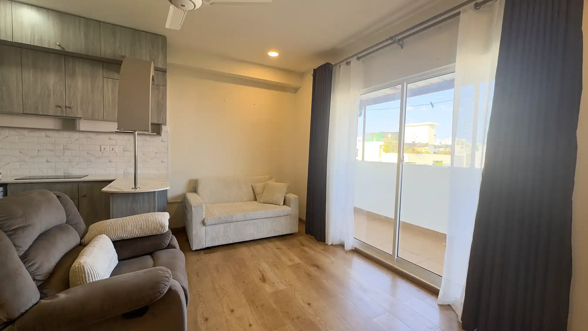 Semi Furnished 2 BR for Rent (ML 398) — Sitthimaavaa Hingun
