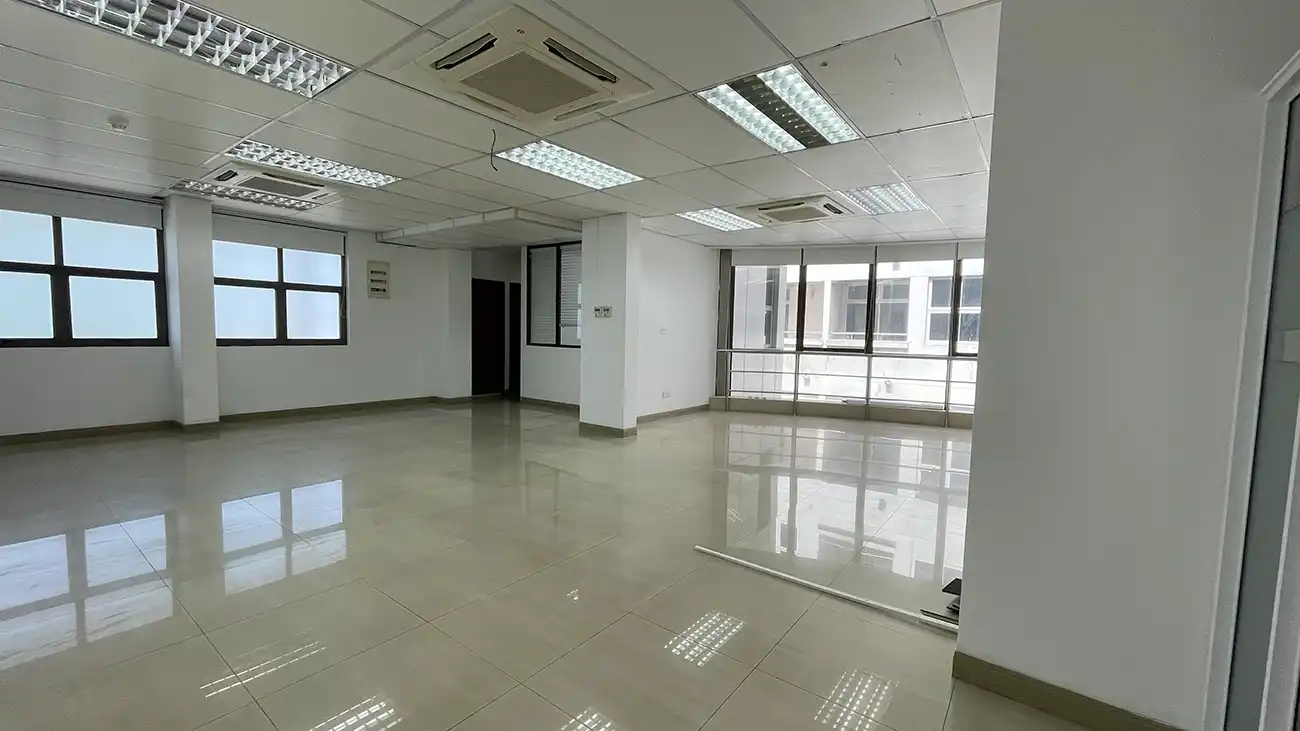 Commercial Space for Rent (ML 400) — Sea Tracs Building