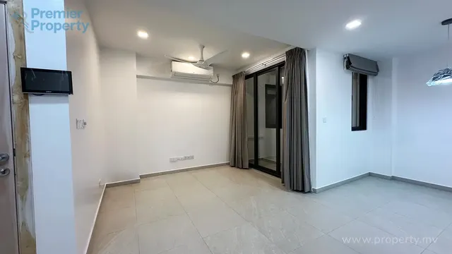 Commercial Space for Rent (ML 416) — Fiyaathoshi Magu