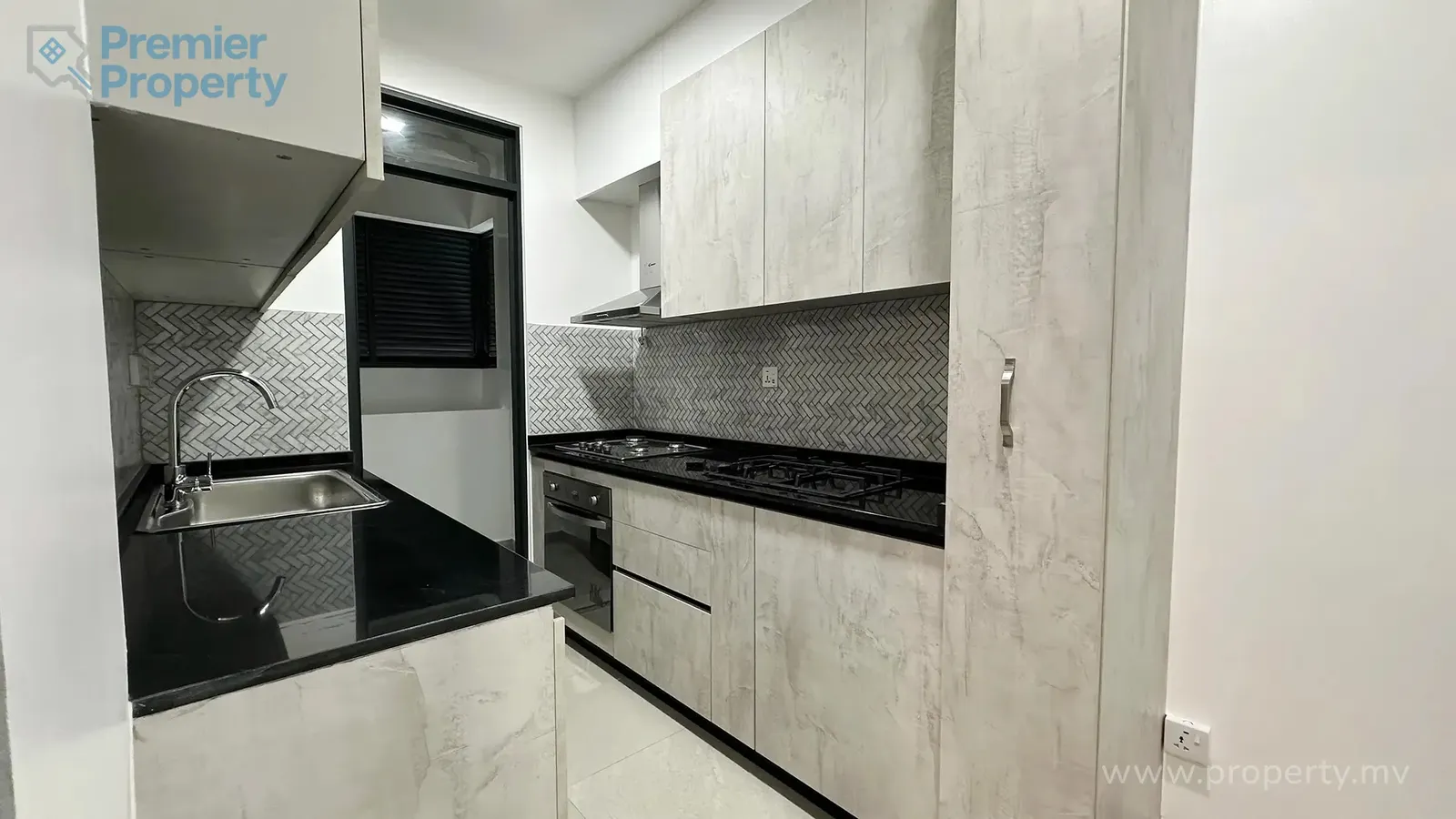 Commercial Space for Rent (ML 416) — Fiyaathoshi Magu