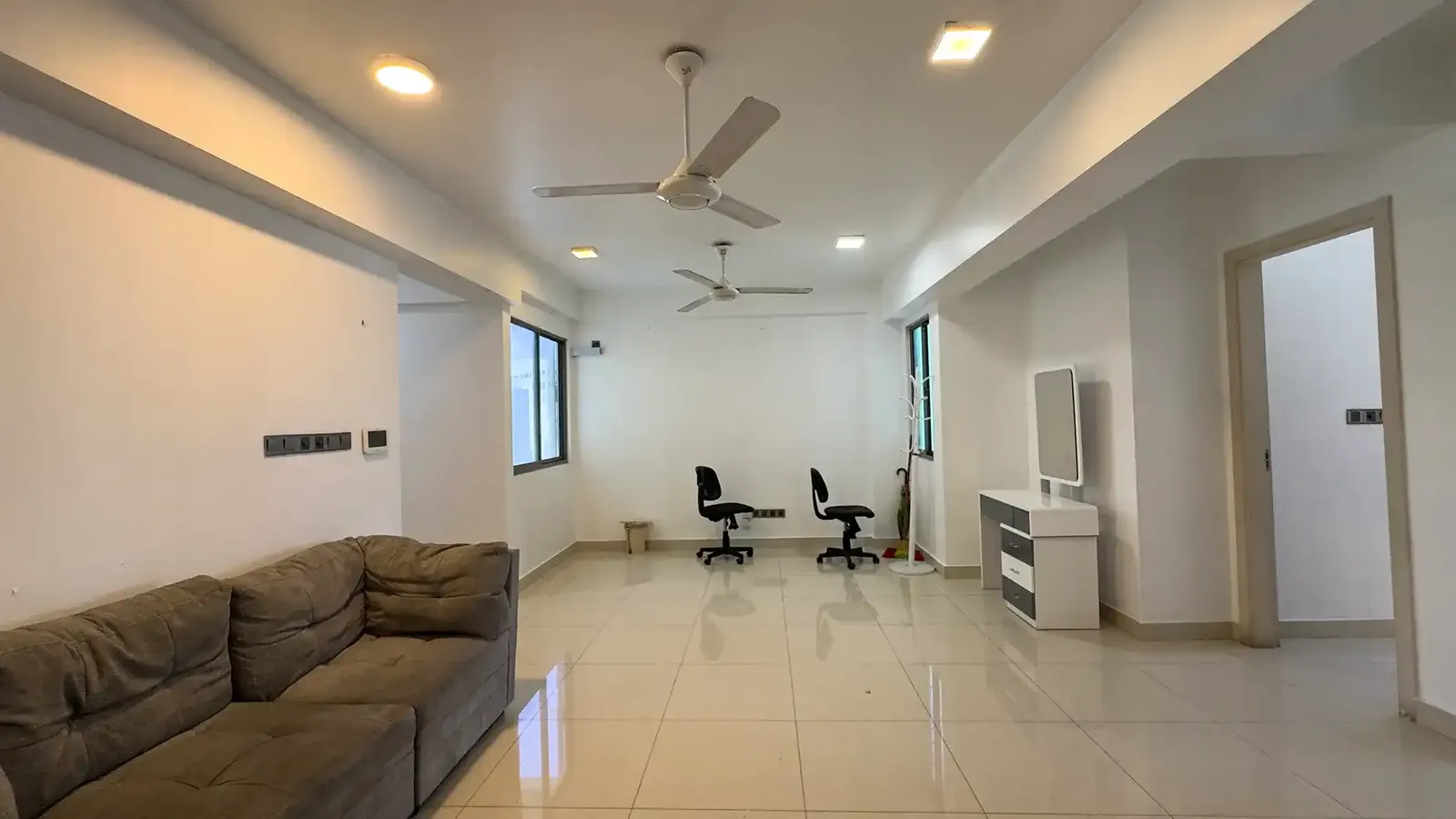 Semi Furnished 3 BR for Rent (ML 430) — Muiveyo Goalhi