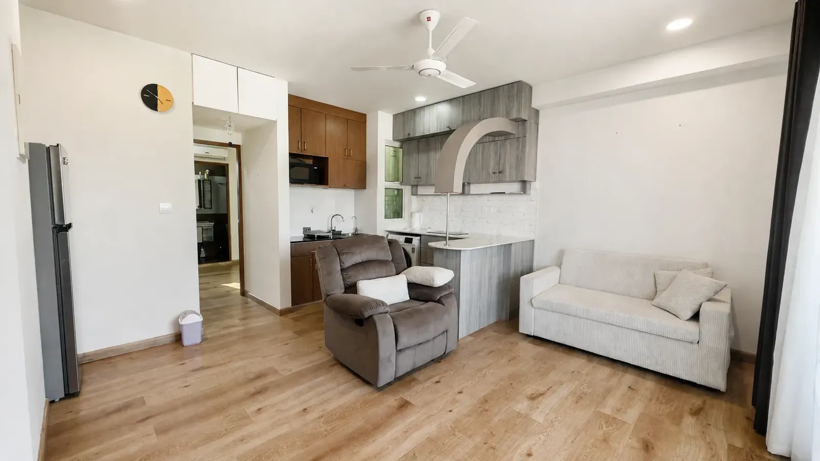 Semi Furnished 2 BR for Rent (ML 440) — Sitthimaavaa Hingun